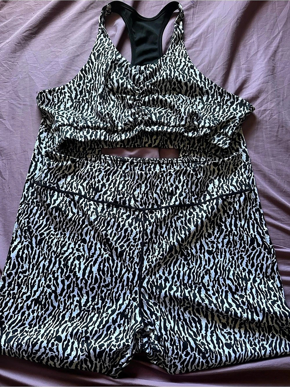 Animal Print 2 piece workout set in Black & White Like New